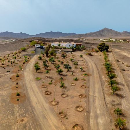 Casa Amaya - Spacious House With Pool, Large Garden, Bbq, 2 Terraces, And Ideal Location El Charco  Buitenkant foto