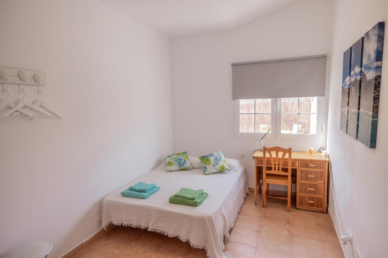 Casa Amaya - Spacious House With Pool, Large Garden, Bbq, 2 Terraces, And Ideal Location El Charco  Buitenkant foto