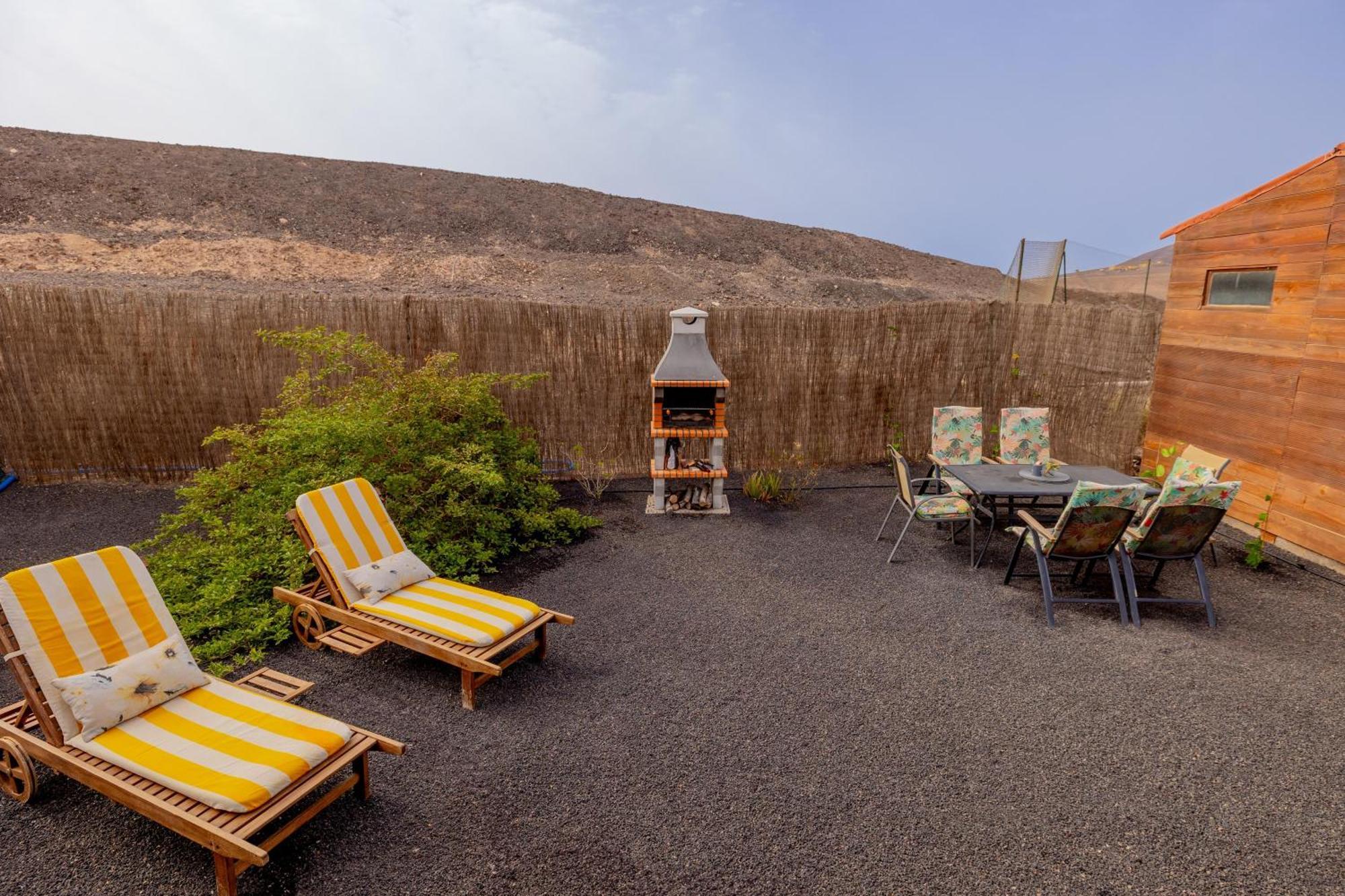 Casa Amaya - Spacious House With Pool, Large Garden, Bbq, 2 Terraces, And Ideal Location El Charco  Buitenkant foto